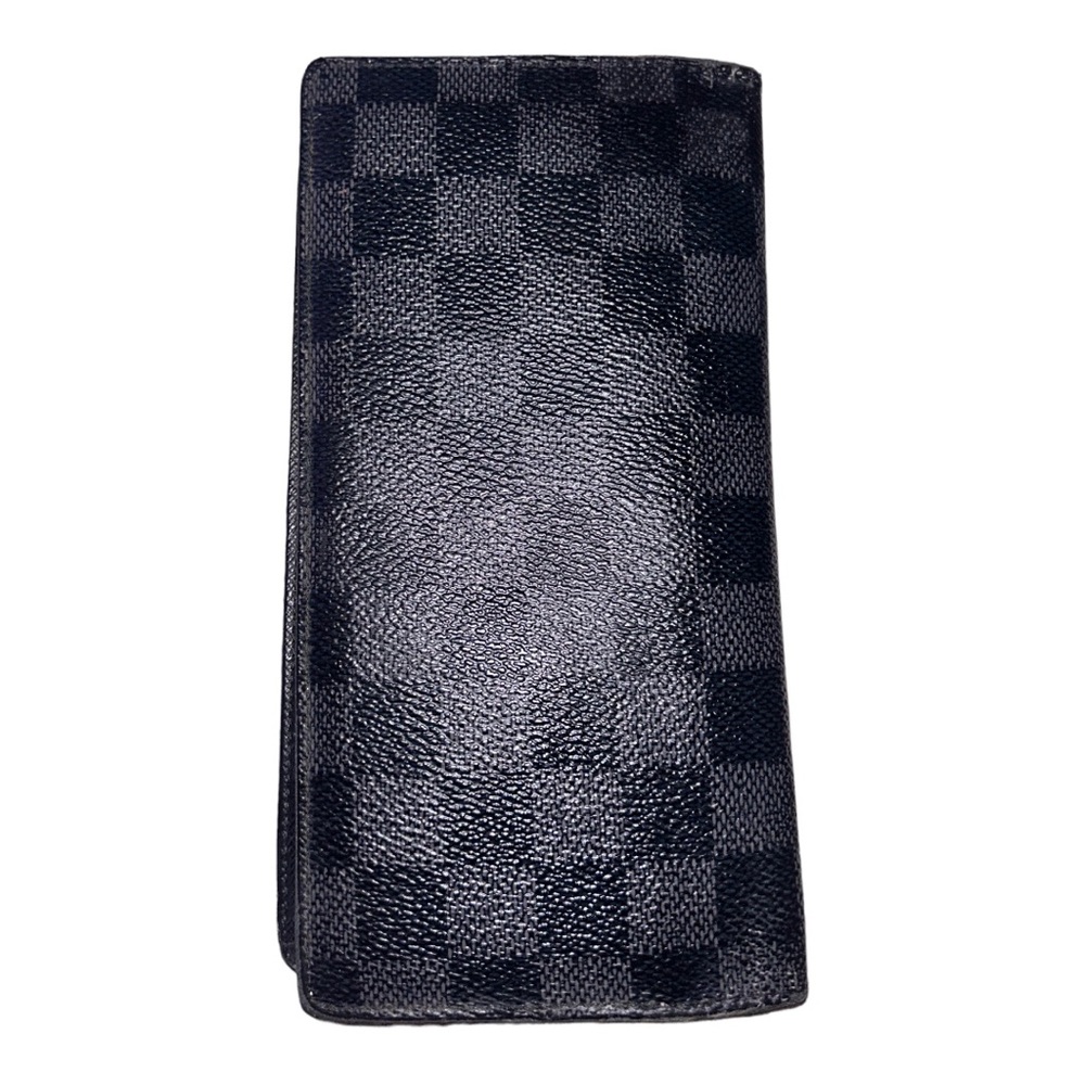 Louis Vuitton Damier Graphite Brazza Wallet 🌸